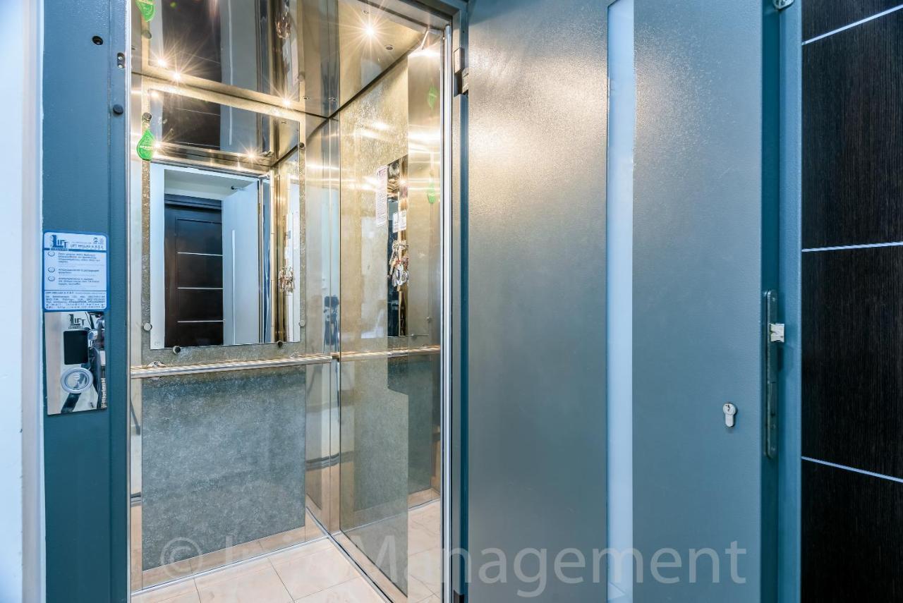 Elegant 2Br Apt Rooftop Pool & Walk To Old Town 干尼亞 外观 照片
